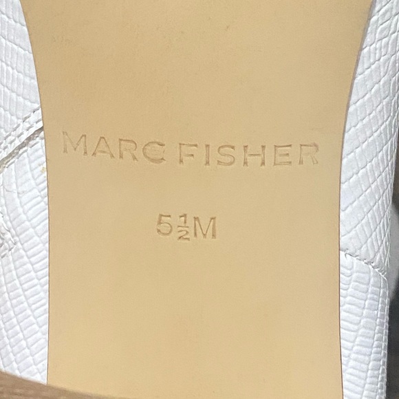 MARC FISHER heeled booties 5.5 - Picture 2 of 3